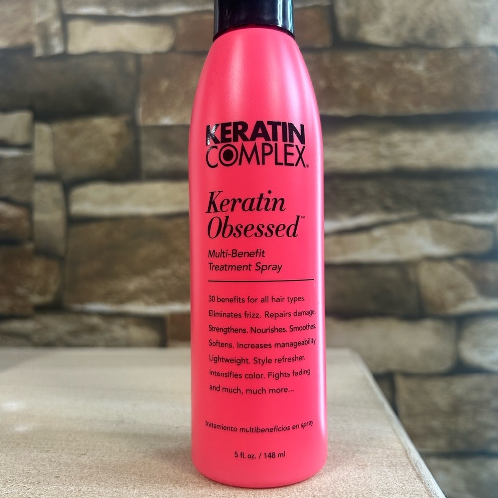 Pink Multi-Benefit Treatment Spray